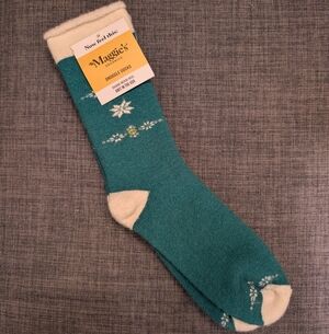 Maggie's Organics Merino Wool Green and Cream Twinkle Toes